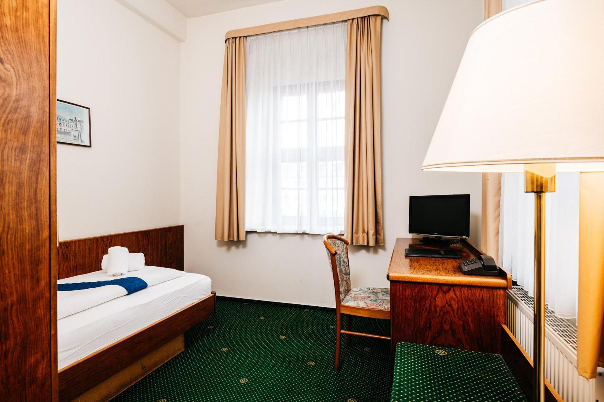 Hotel Brander Hof ภายนอก รูปภาพ